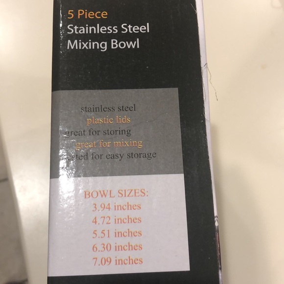 5 piece stainless steel bowls with lids - Picture 4 of 4